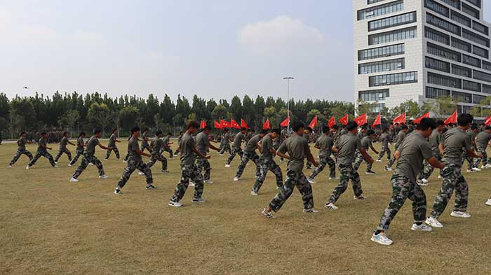 菏泽技工学校